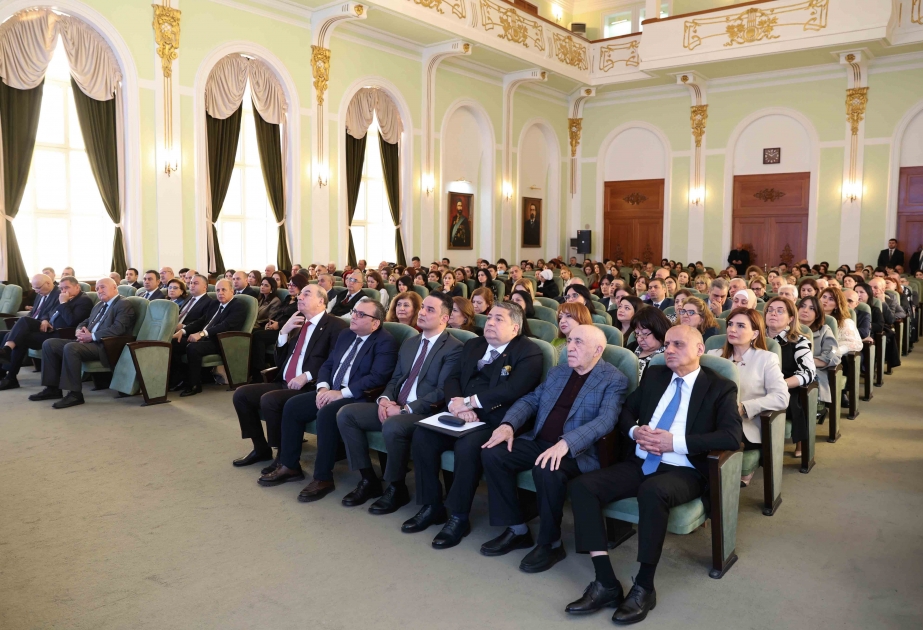 Rektor: UNEC-də elmi fəaliyyət sahəsində ciddi uğurlar əldə olunub