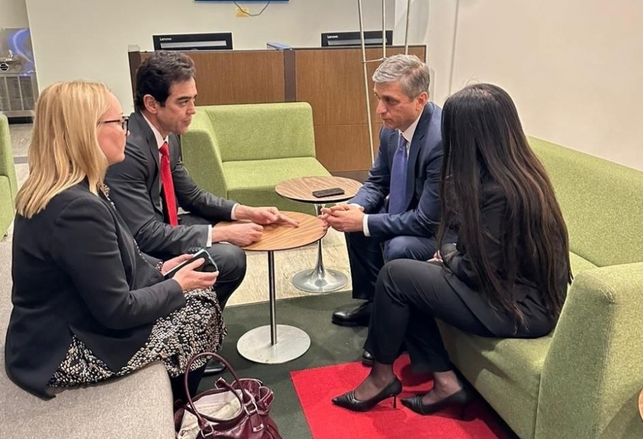 Una delegación de la Cámara de Cuentas de Azerbaiyán visita Estados Unidos