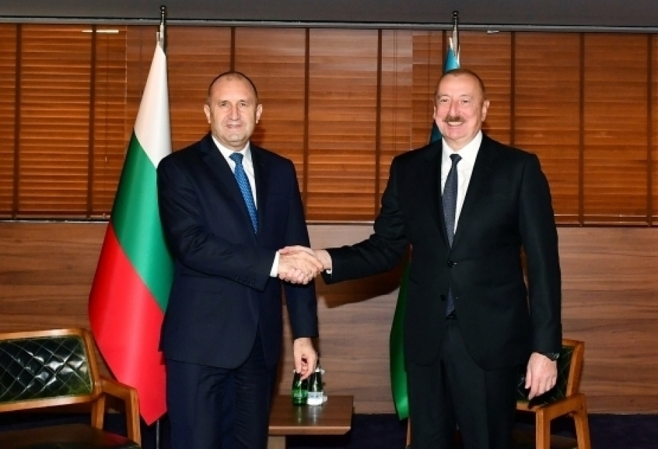 El Presidente azerbaiyano mantiene una conversación telefónica con su homólogo de Bulgaria