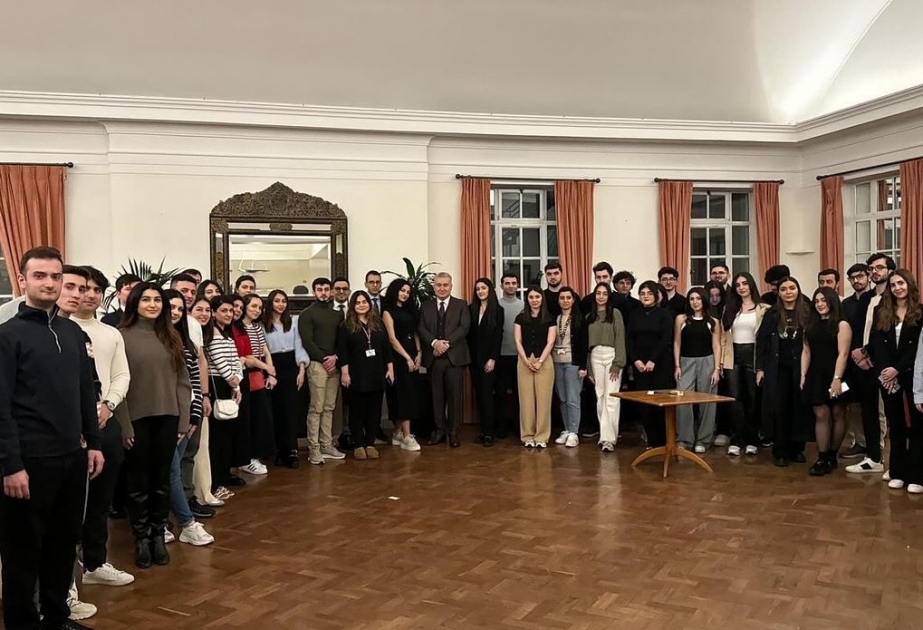 Londonda azərbaycanlı tələbə və məzunların şəbəkələşmə görüşü keçirilib