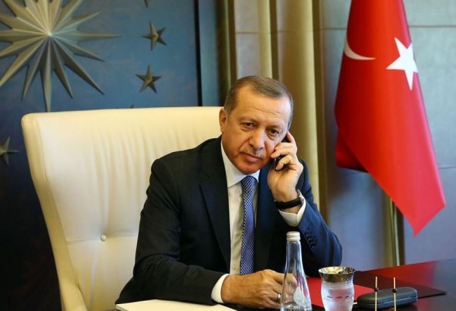 Türkiyə Prezidentinin bir neçə dövlət və hökumət başçıları ilə telefon danışığı olub