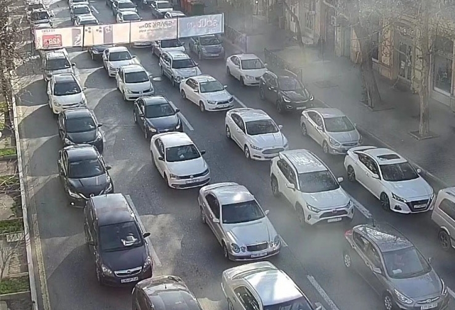 Hazırda Bakının hansı yollarında sıxlıq müşahidə olunur?