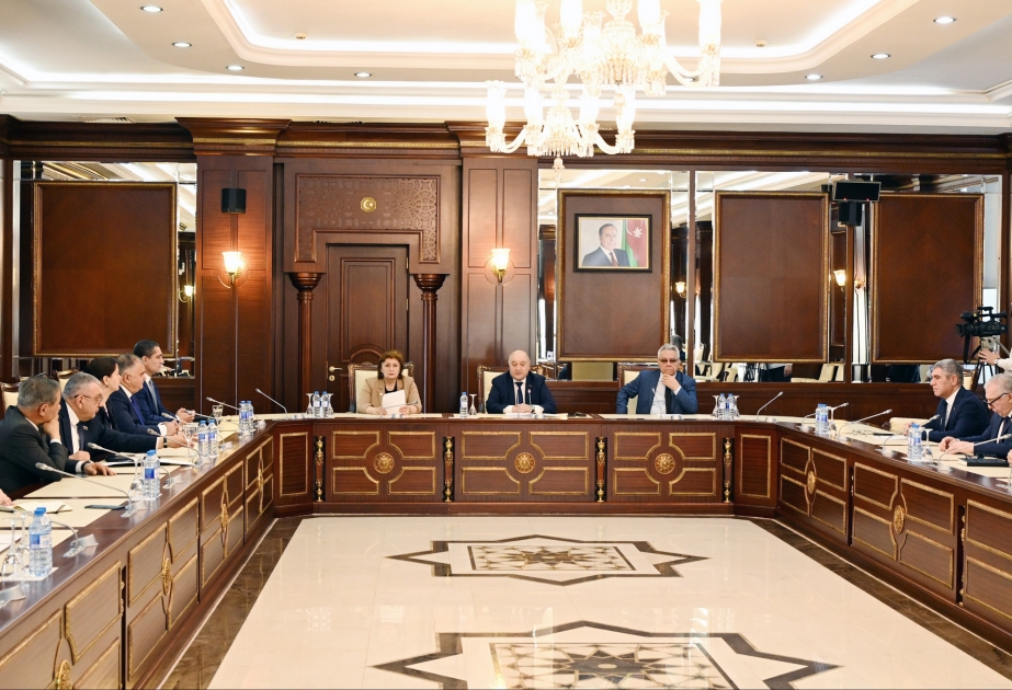 Parlamentin Əmək və sosial siyasət komitəsinin iclasında 6 məsələ müzakirə edilib