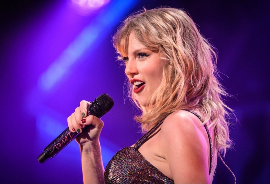 Taylor Swift didn’t need lucrative side hustles to become a billionaire
