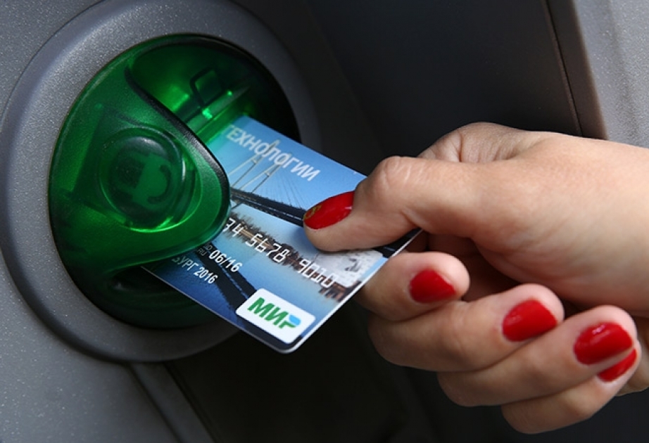 Qazaxıstanın əksər bankları Rusiyanın “Mir” kartına xidməti dayandırıb