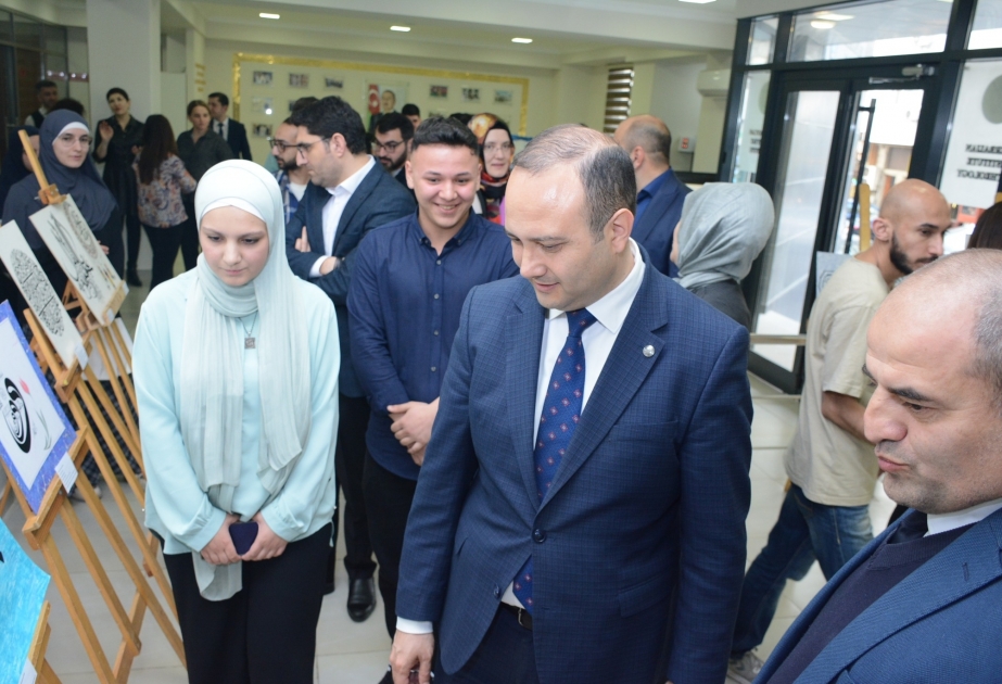 İlahiyyat İnstitutunda İslam incəsənəti sərgisi təşkil olunub