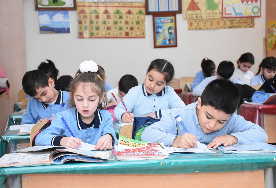 Ramazan bayramı ilə əlaqədar məktəblərdə qeyri-iş günlərinin tarixi açıqlanıb