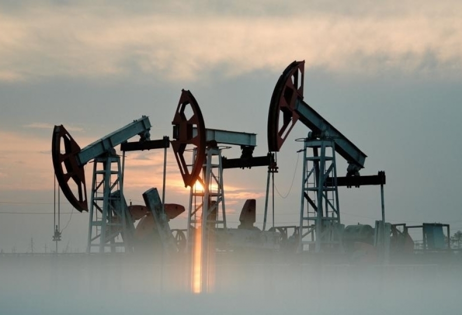 Цены на нефть на мировых биржах повысились