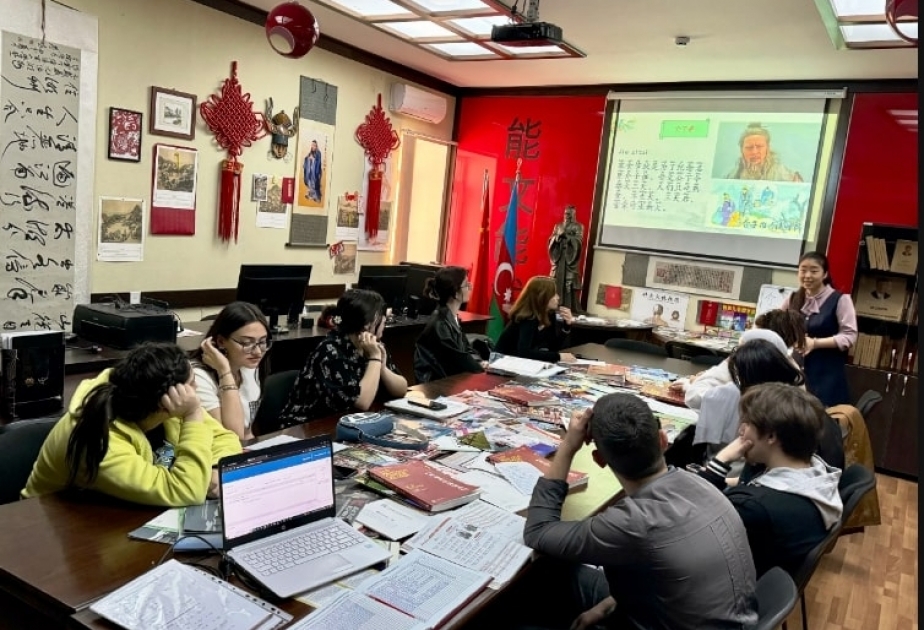 阿塞拜疆语言大学孔子学院举办《中国传统节日——清明节》主题讲座