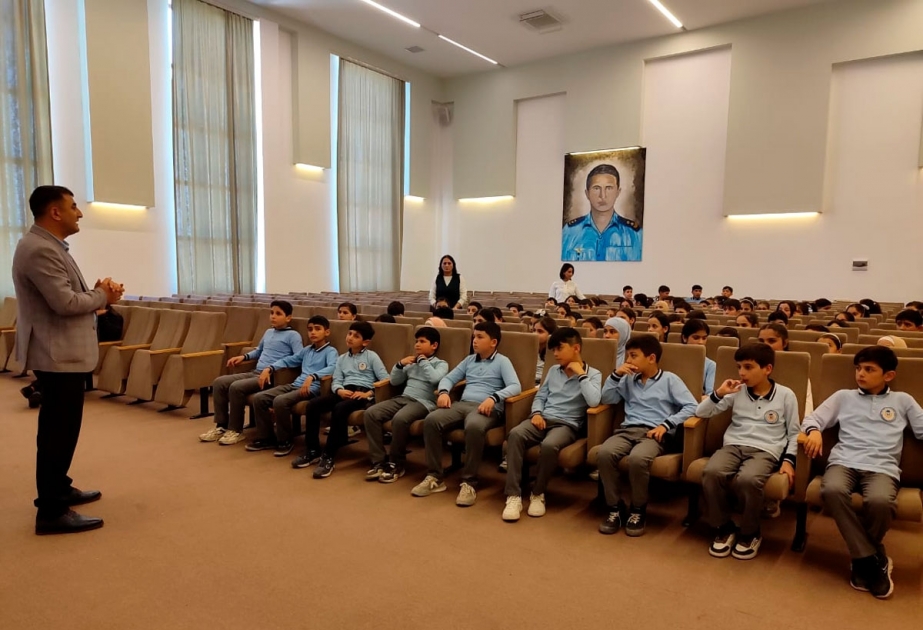 Aprel zəfəri paytaxt məktəblərinin təqdimatında