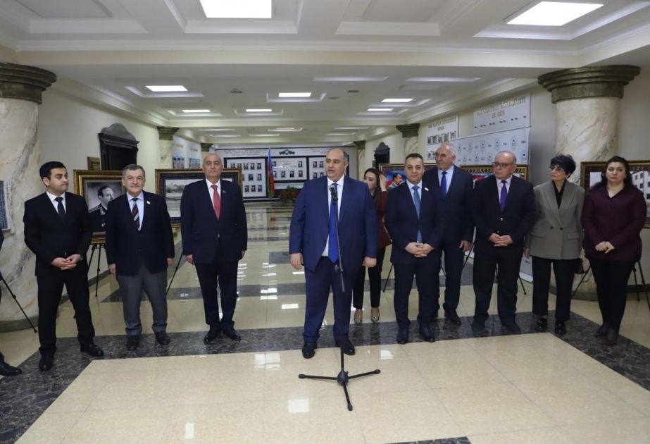 BSU-da “Heydər Əliyev - Unudulmaz Lider” adlı foto və xalça sərgisi təqdim edilib