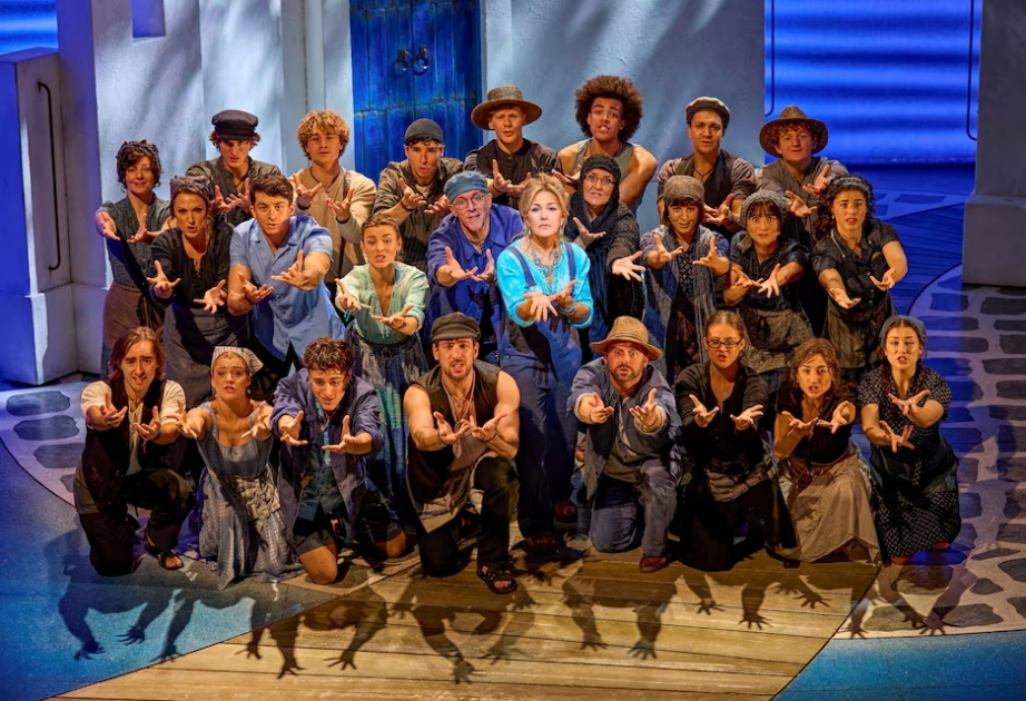 Мюзикл Mamma Mia! отмечает свое 25-летие