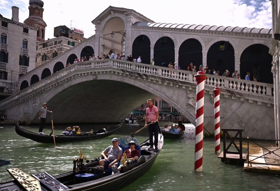 Turistlərin Venesiyaya girişi ödənişli olacaq
