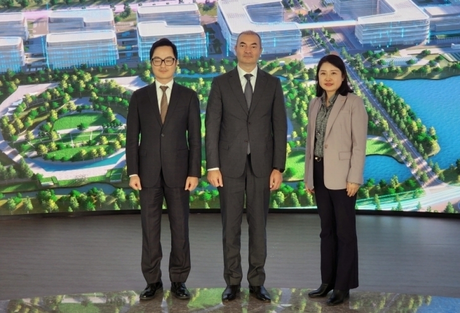 阿塞拜疆国家特别通信和信息安全局局长了解阿里云云计算解决方案