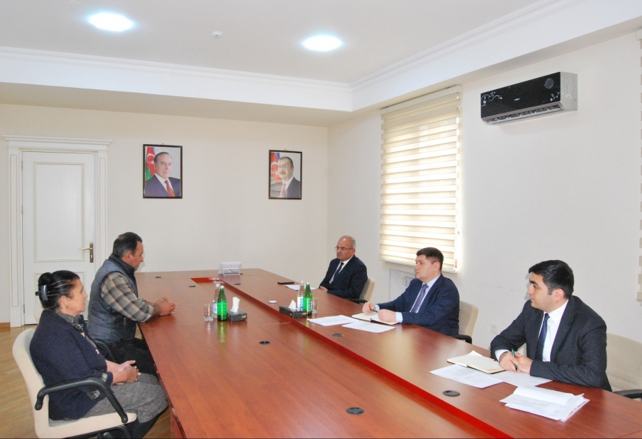 Kənd Təsərrüfatı Nazirliyinin şöbə müdiri Tərtərdə vətəndaşlarla görüşüb