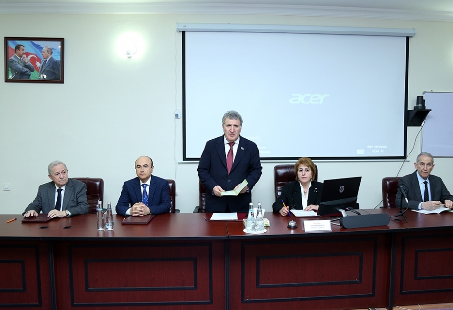 “Yaşıl enerji və yaşıl iqtisadiyyat problemləri” mövzusunda beynəlxalq elmi seminar keçirilib