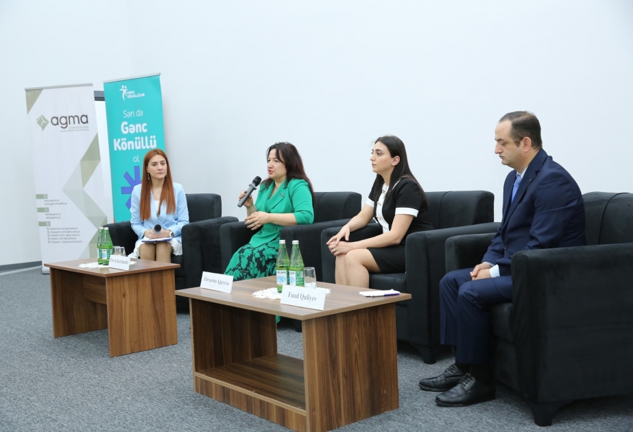 Gəncə şəhərində “Yaşıl dünya naminə həmrəylik ili” çərçivəsində konfrans keçirilib