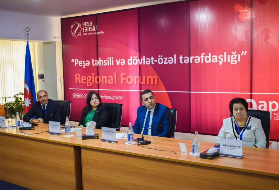Gəncədə peşə təhsili və dövlət-özəl tərəfdaşlığına dair regional forum keçirilib