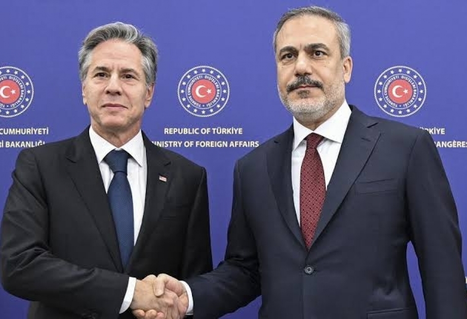 Türkiyənin XİN başçısı ilə ABŞ Dövlət katibi arasında telefon danışığı olub