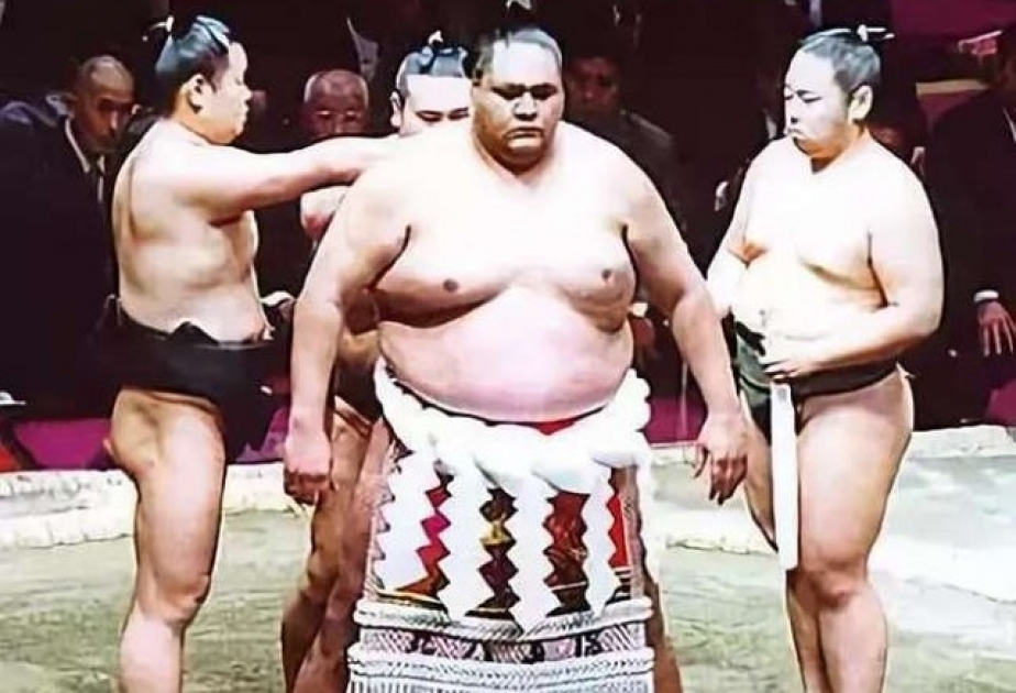 Sumo döyüşçüsü Akebono Taro vəfat edib