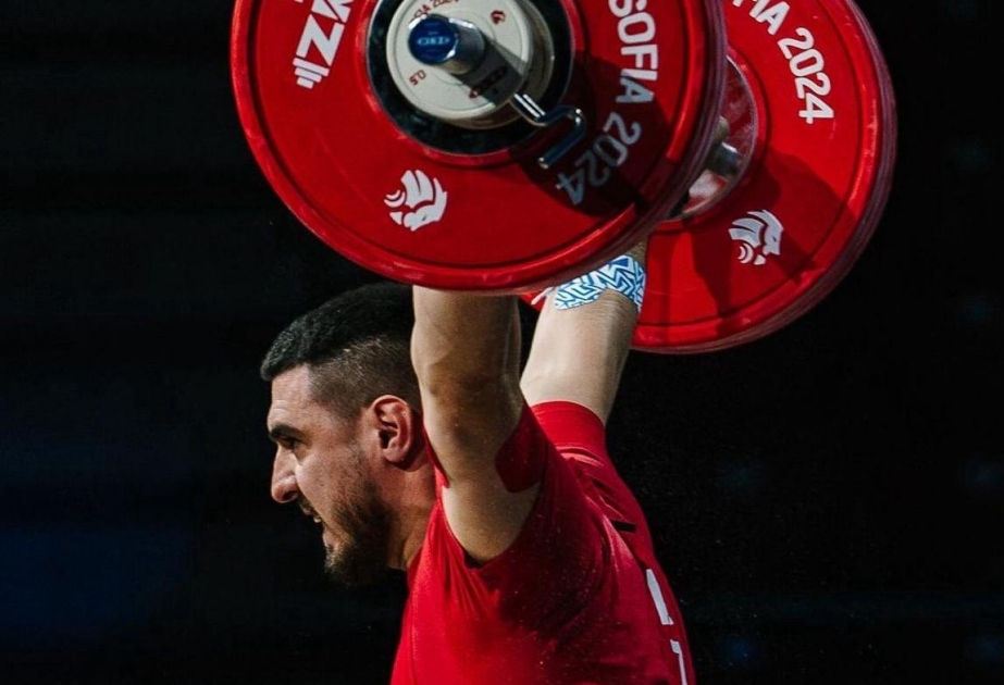Azərbaycanlı ağırlıqqaldıran: Dünya Kubokunda üç medal qazanmaq böyük uğurdur
