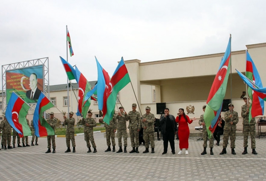 MN: Hərbi qulluqçuların asudə vaxtı yüksək səviyyədə təşkil olunur