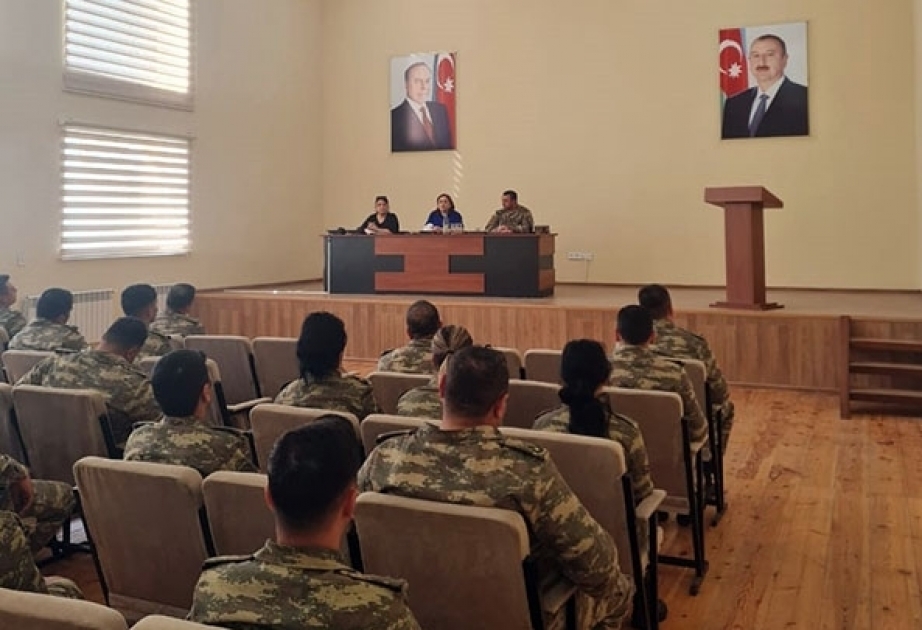 Azerbaijan Army holds seminars on gender equality