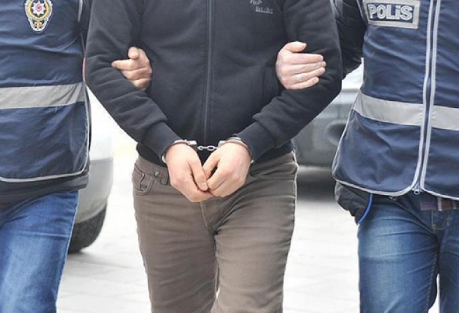Полиция Турции за 4 дня изъяла более 700 единиц нелегального оружия