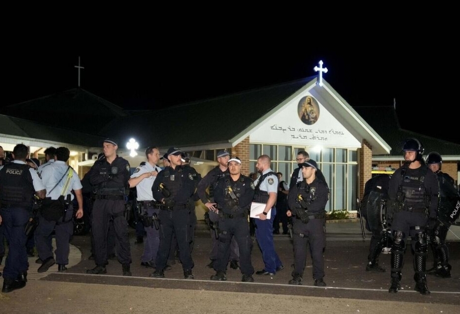 Australia: 15-year-old arrested over Sydney church stabbing