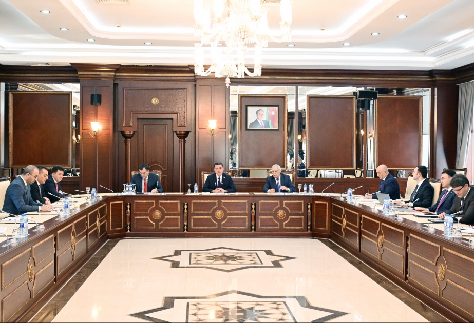 Daha beş qanun layihəsi Milli Məclisin plenar iclasına tövsiyə olunub