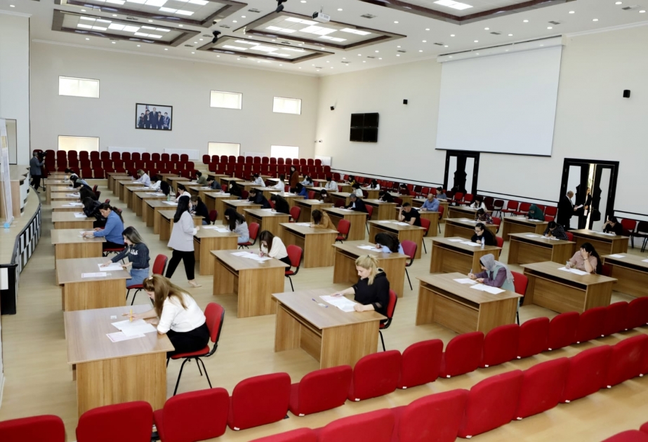 Naxçıvanda kitabxana müdiri və kitabxanaçı vəzifələri üzrə müsabiqə keçirilib