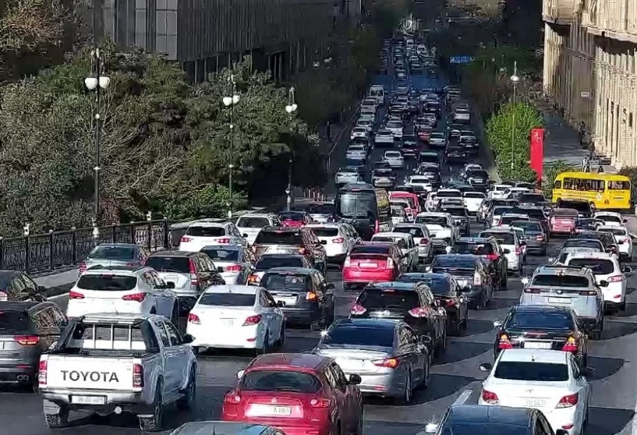Hazırda Bakının hansı yollarında sıxlıq müşahidə olunur?