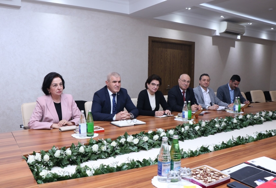 AzMİU Varşava Texnologiya Universiteti ilə əməkdaşlıq imkanlarını müzakirə edib