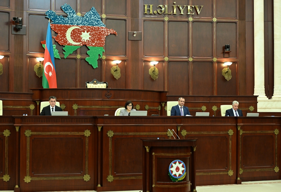 Milli Məclisdə 14 məsələ müzakirə olunub, müvafiq qərarlar verilib YENİLƏNİB
