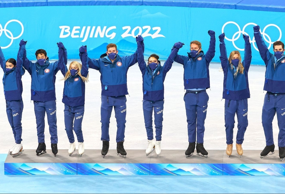 Американских фигуристов наградили шоколадными золотыми медалями за Олимпиаду в Пекине