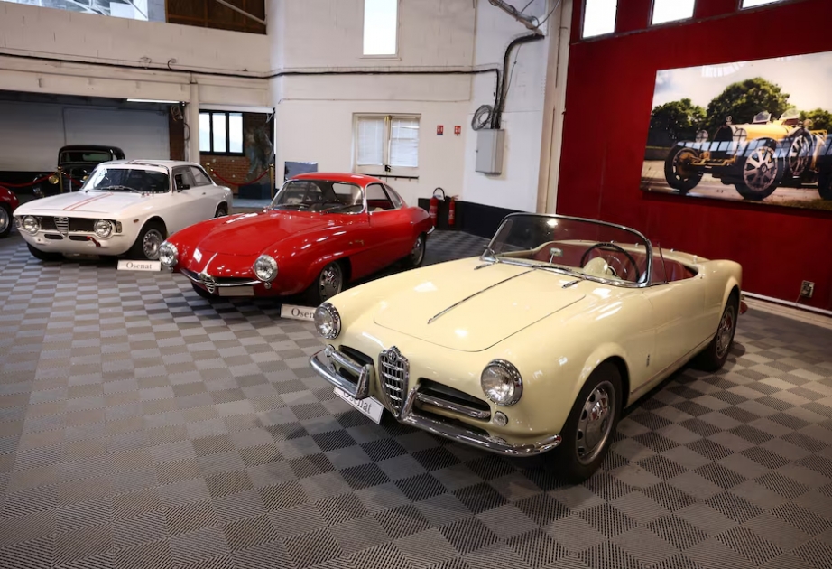 В Фонтенбло на аукцион выставляются винтажные гоночные автомобили Alfa Romeo
