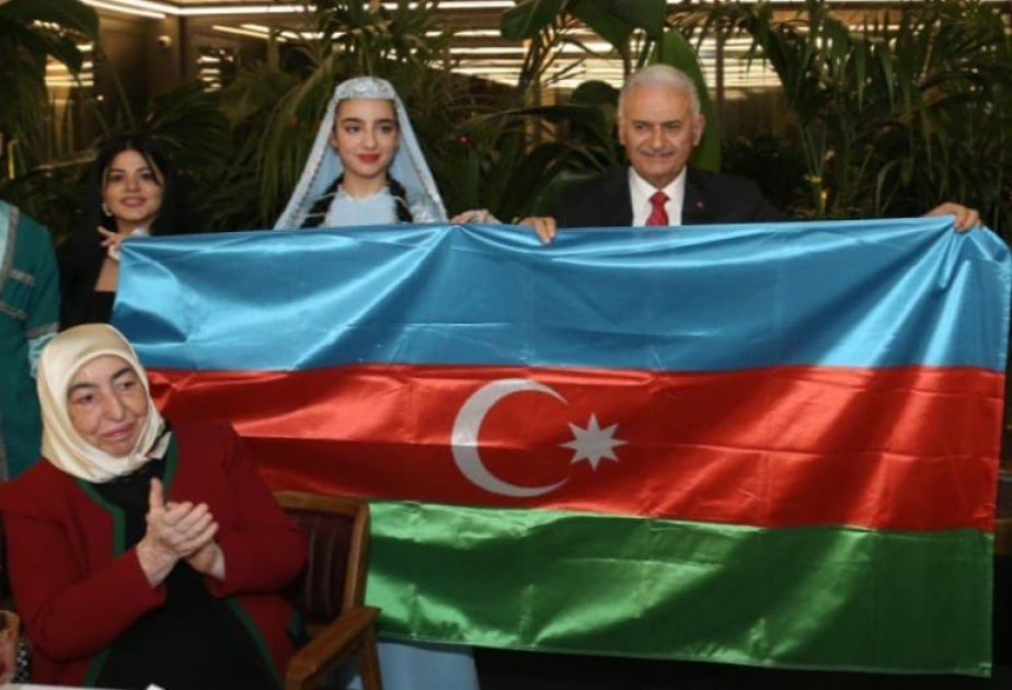 Türkiyədə səfərdə olan türkdilli dövlətlərdən bir qrup uşaq böyük sevinclə qarşılanıblar