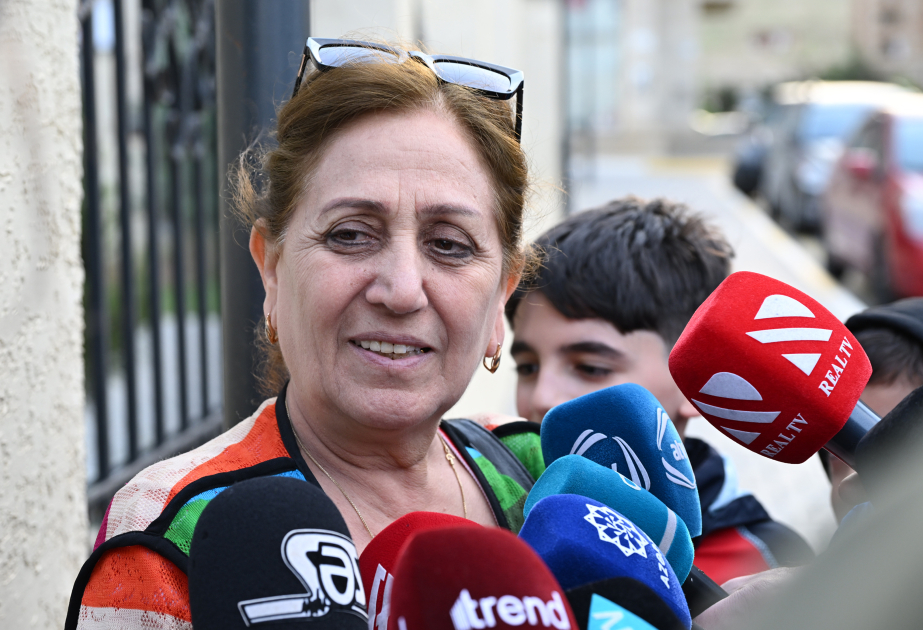 Füzuliyə qayıdan sakin: Bu gün bizim üçün çox özəl gündür
