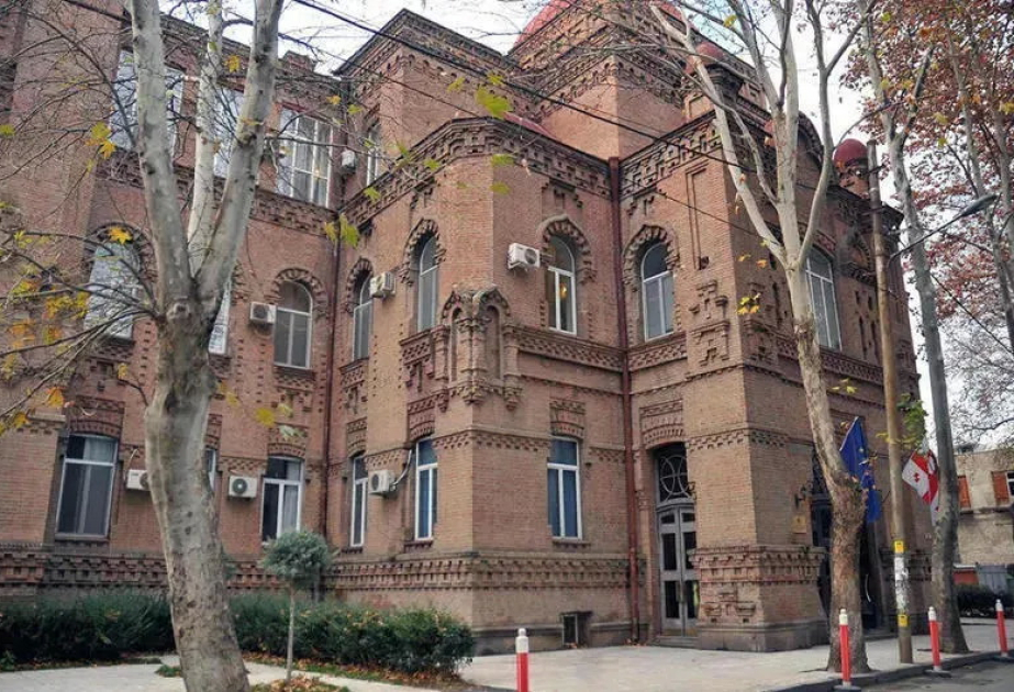 Gürcüstan məktəblərində bomba həyəcanı yaşanıb
