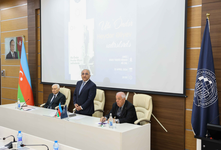 UNEC-də “Ulu Öndər Heydər Əliyev xatirələrdə” kitabının təqdimatı keçirilib