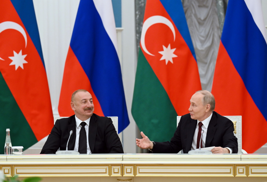 Prezident Vladimir Putin: Heydər Əliyev Baykal-Amur Magistralının tarixində müstəsna, böyük rol oynayıb