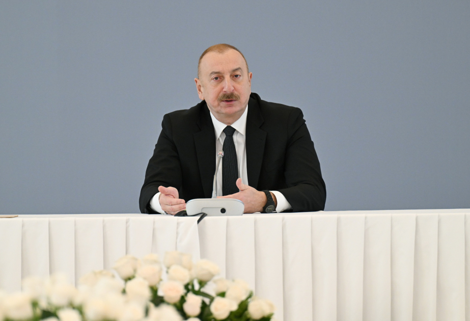 Präsident Ilham Aliyev: Frankreich, Indien und Griechenland bewaffnen Armenien gegen uns