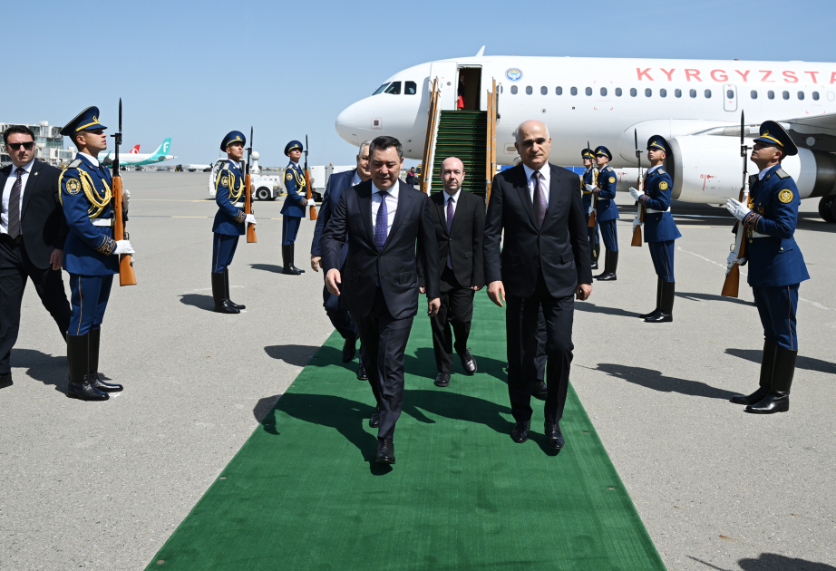 El Presidente de Kirguistán realiza una visita de Estado a Azerbaiyán