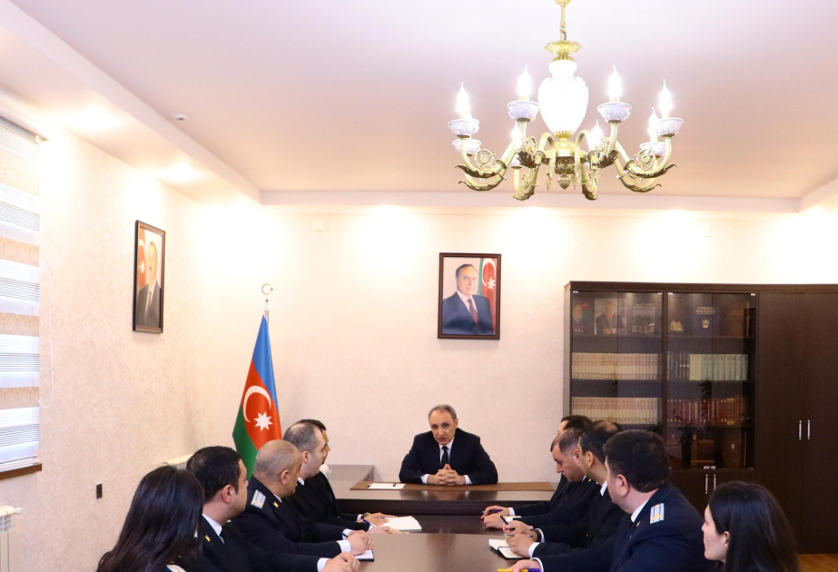 Baş prokuror Ağdaş rayonunda vətəndaşları qəbul edib