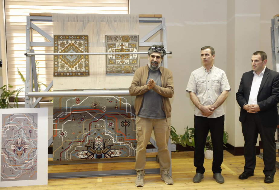 В Баку прошла церемония срезки ковров, изготовленных в рамках сотрудничества SOCAR и ОАО «Азерхалча»