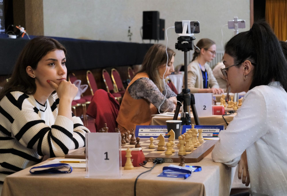 Avropa çempionatı: Azərbaycan şahmatçılarının duelində Ülviyyə Fətəliyeva sevinib