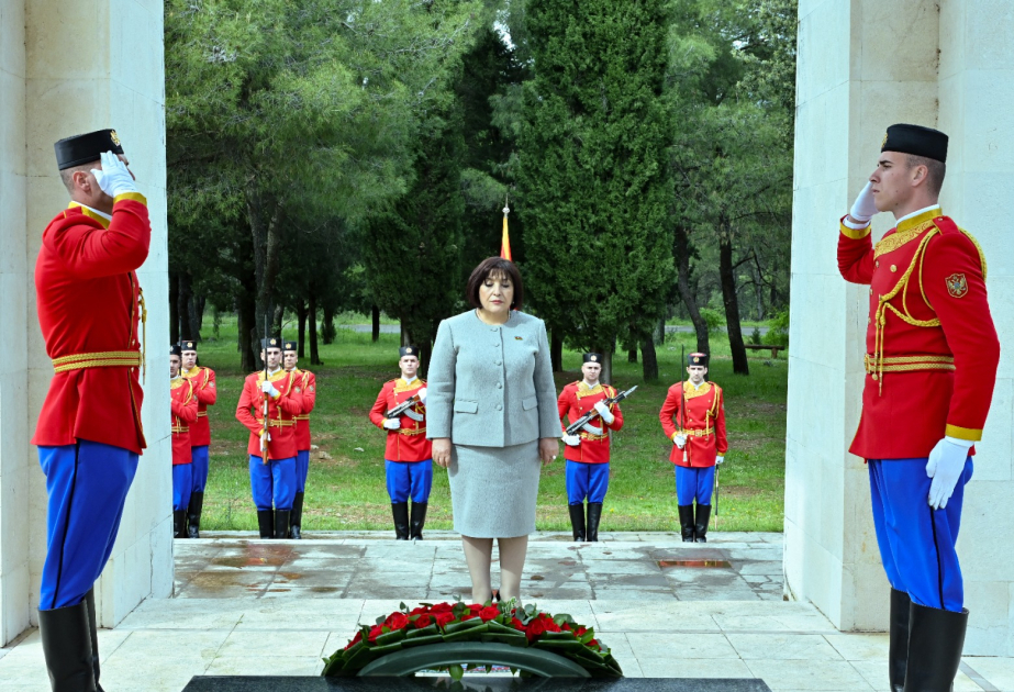 Azerbaijani parliament speaker visits Partisan Fighter Monument in Montenegro