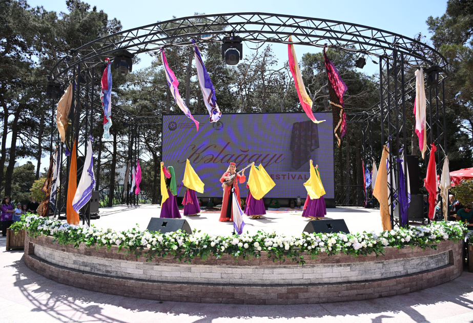 Xətai rayonunda “Kəlağayı festivalı” keçirilib
