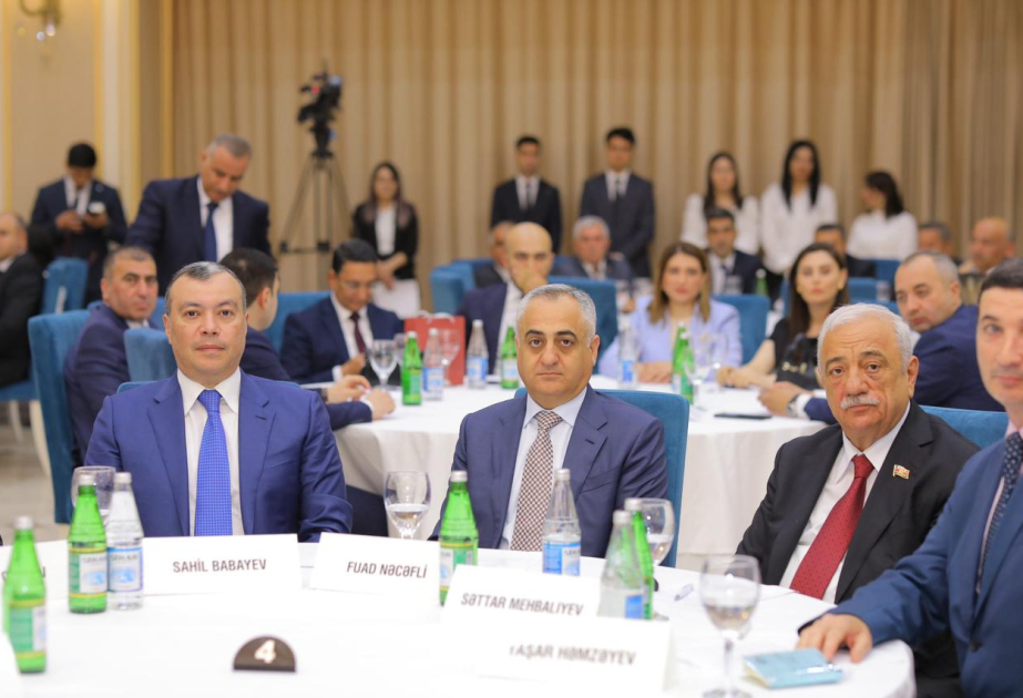 Naxçıvanda “İqlim dəyişikliyinin əməyin mühafizəsinə təsiri” mövzusunda konfrans keçirilib
