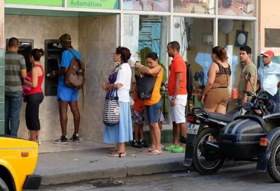 Тревожная нехватка наличных денег на Кубе усугубляет кризис у населения, уже истощенного инфляцией